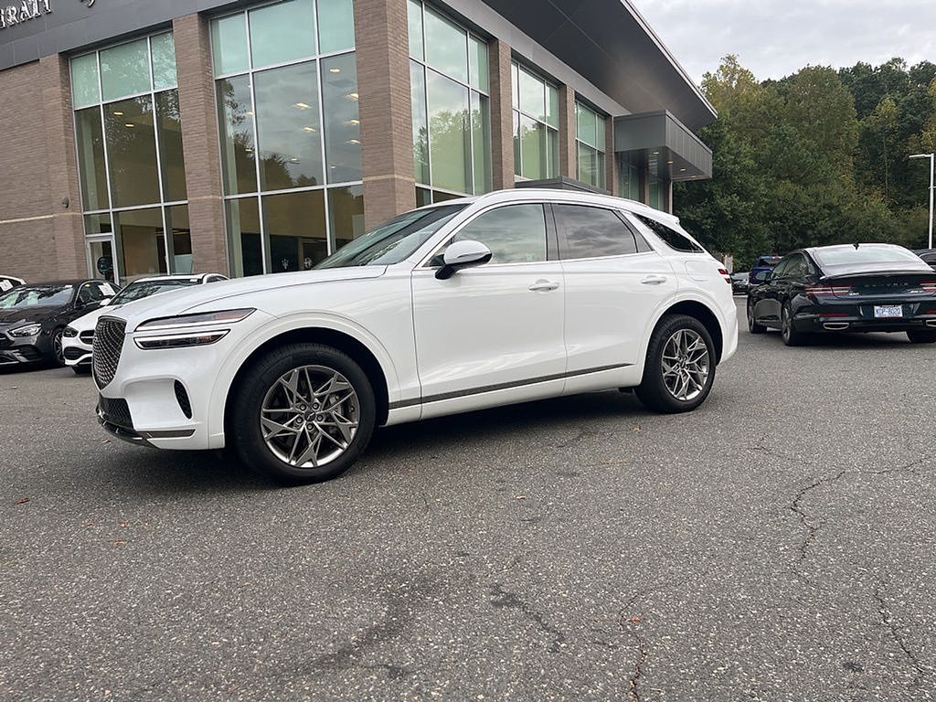 2025 GENESIS GV70