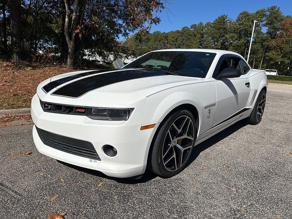 2015 Chevrolet Camaro 2LT photo 3