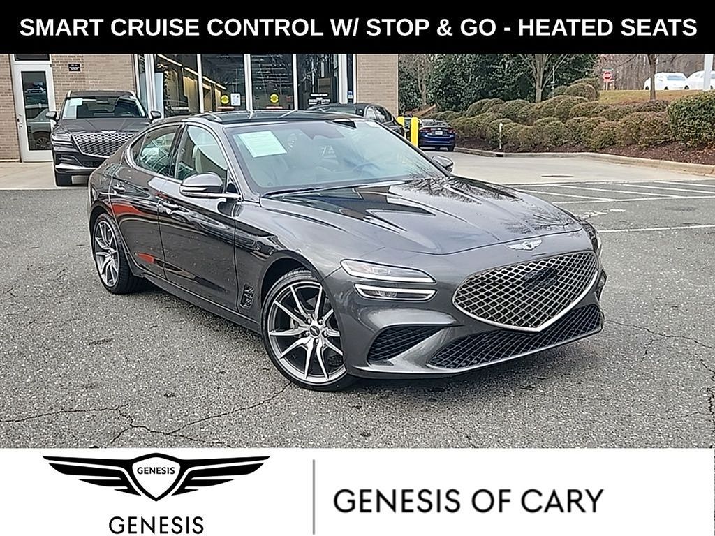 2023 GENESIS G70 Standard's photo
