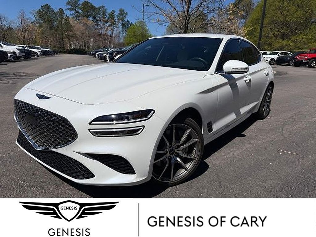 2025 Genesis G70 2.5T Standard's photo