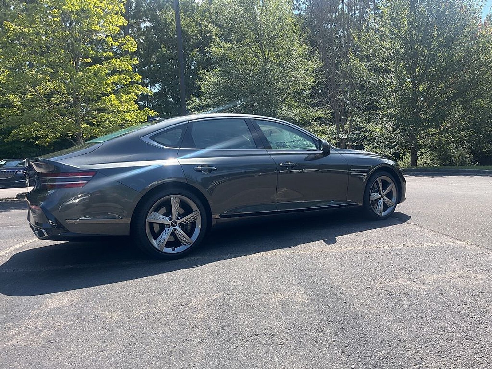 2025 Genesis G80 3.5T Sport Prestige photo 4