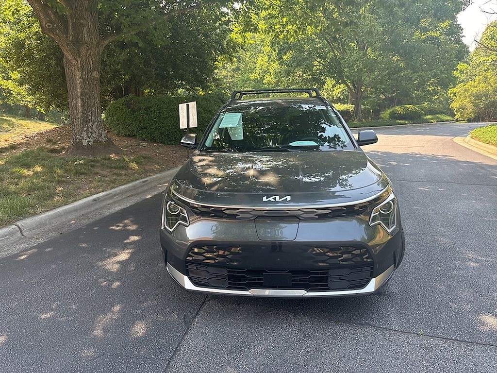 Used 2024 Kia Niro EV Wind SUV