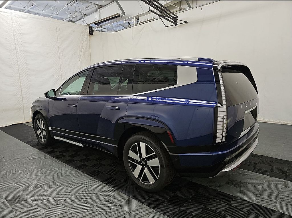 Used 2026 Hyundai IONIQ 9 SEL SUV