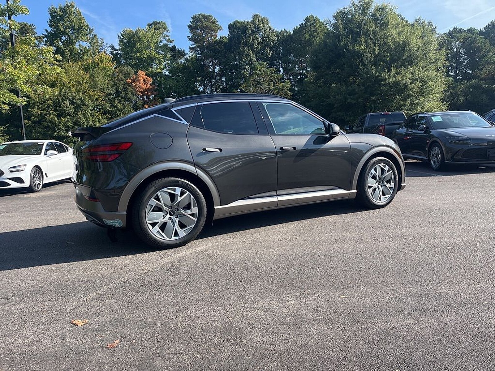 2025 Genesis GV60 RWD photo 4