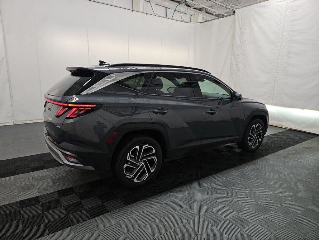 Used 2025 Hyundai Tucson Limited SUV