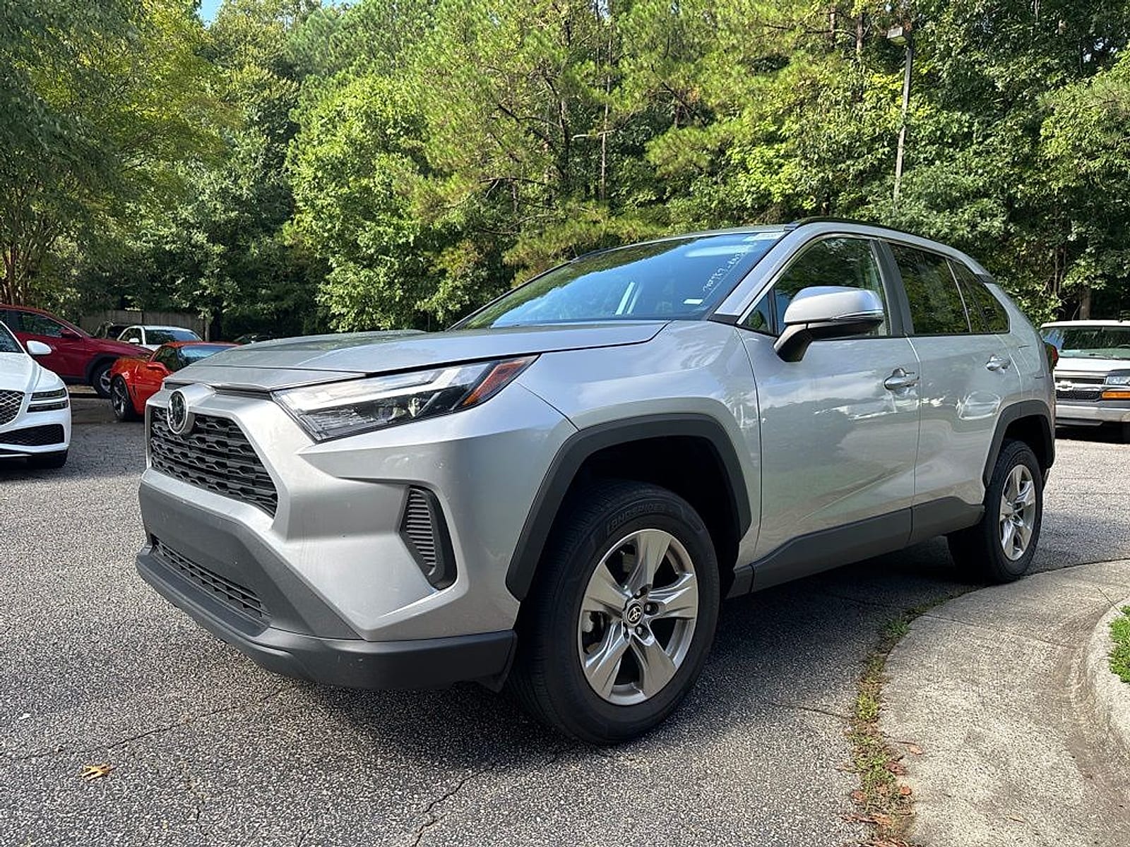 Used 2024 Toyota RAV4 XLE with VIN 2T3W1RFV1RW323089 for sale in Northfield, Minnesota