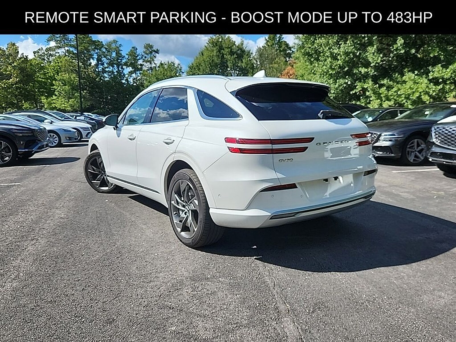 2024 Genesis Electrified GV70 Advanced photo 3