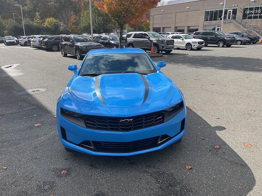 2022 Chevrolet Camaro 2LT photo 2