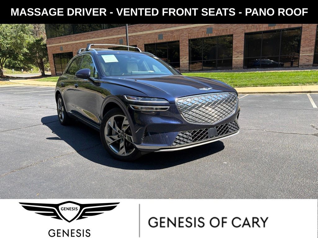 2025 GENESIS GV70