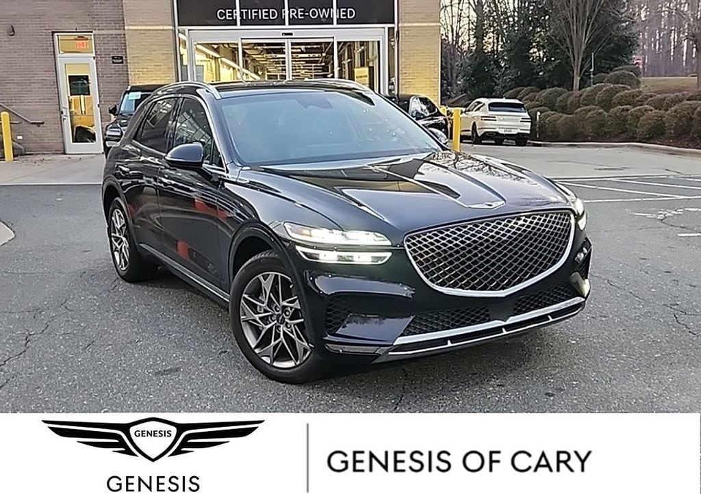 2025 GENESIS GV70 Standard's photo