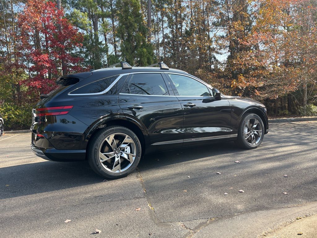 2025 Genesis Electrified GV70 Prestige photo 3