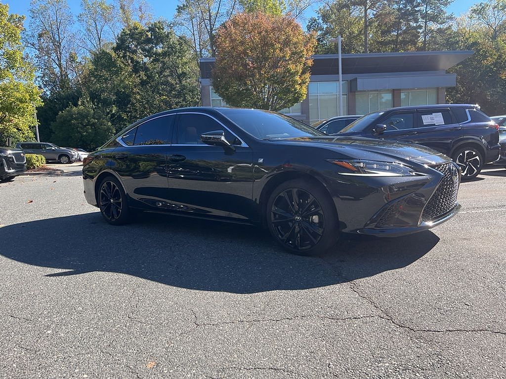 2025 Lexus ES 350 F SPORT Handling photo 3