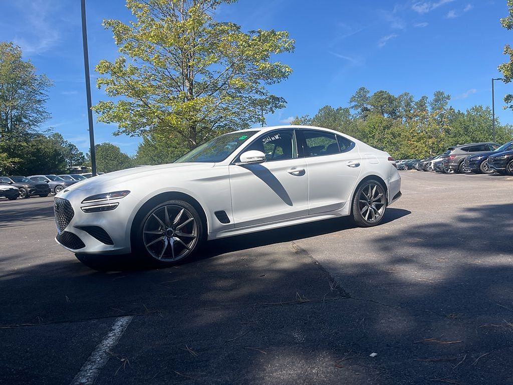 2025 GENESIS G70 Standard