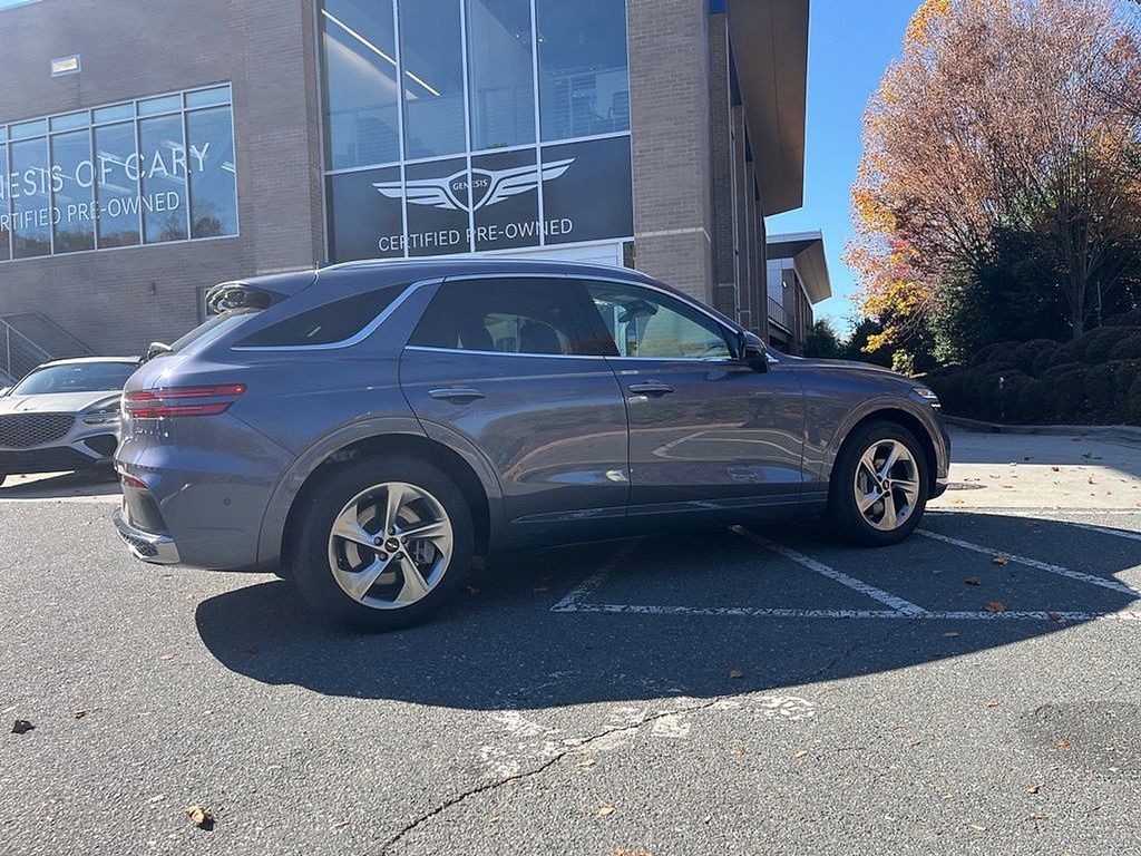 2026 Genesis GV70 2.5T Advanced photo 4