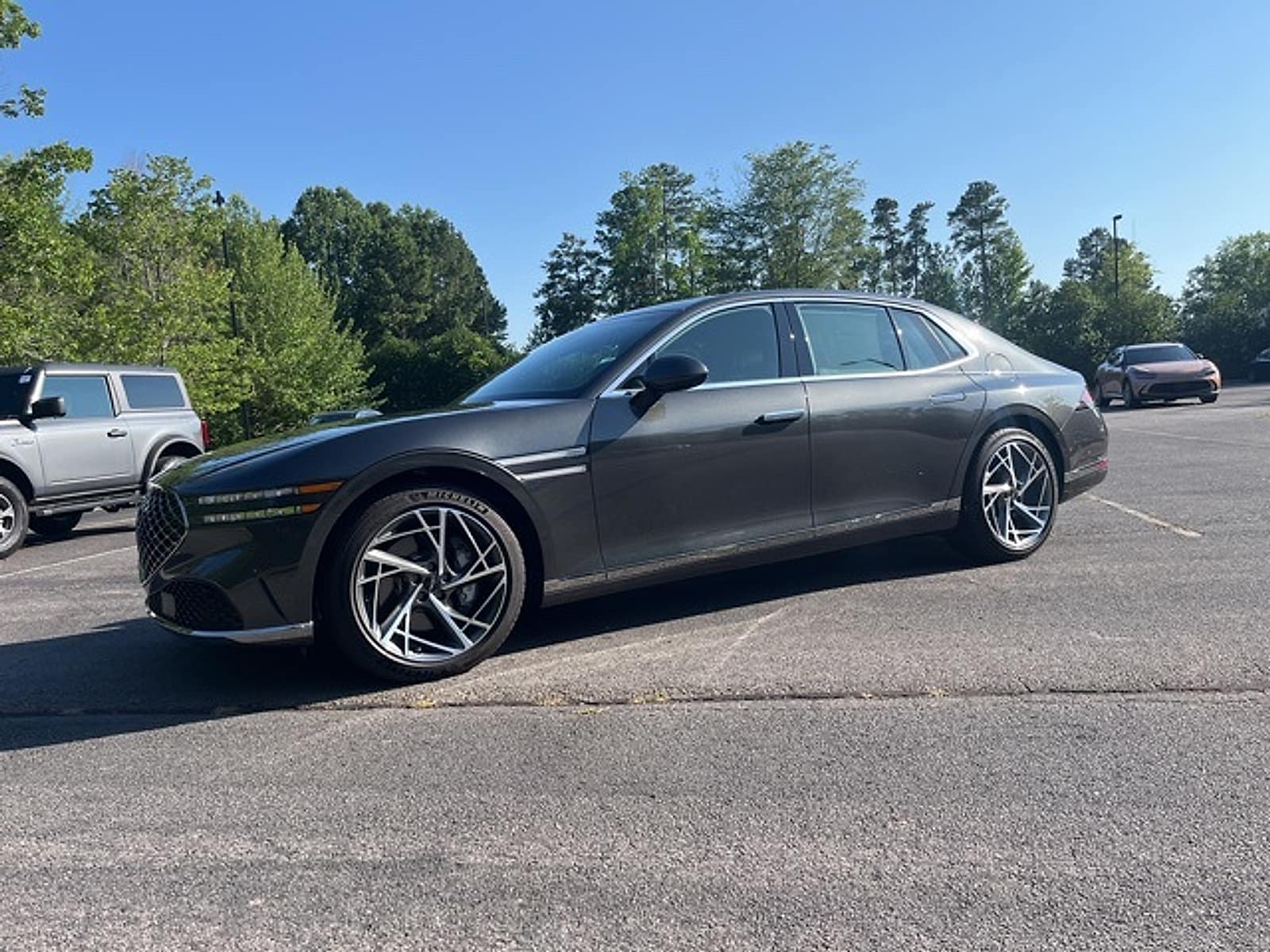 2024 GENESIS G90