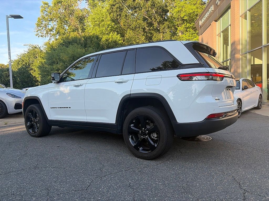 Used 2023 Jeep Grand Cherokee Altitude X SUV