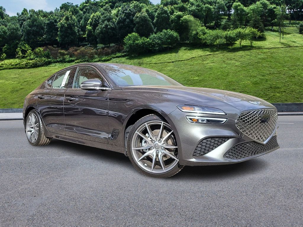 2023 GENESIS G70 Standard's photo
