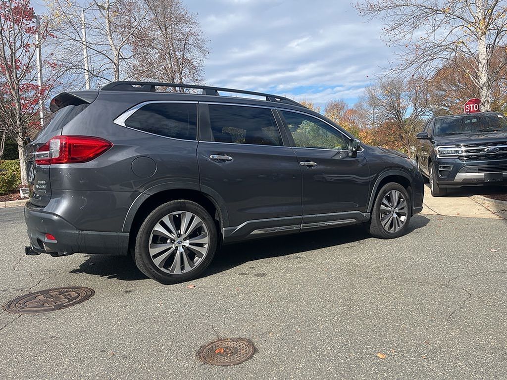 2022 Subaru Ascent Touring photo 4