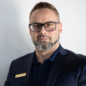 Staff member Lasha Gongadze from 6211c2d70003