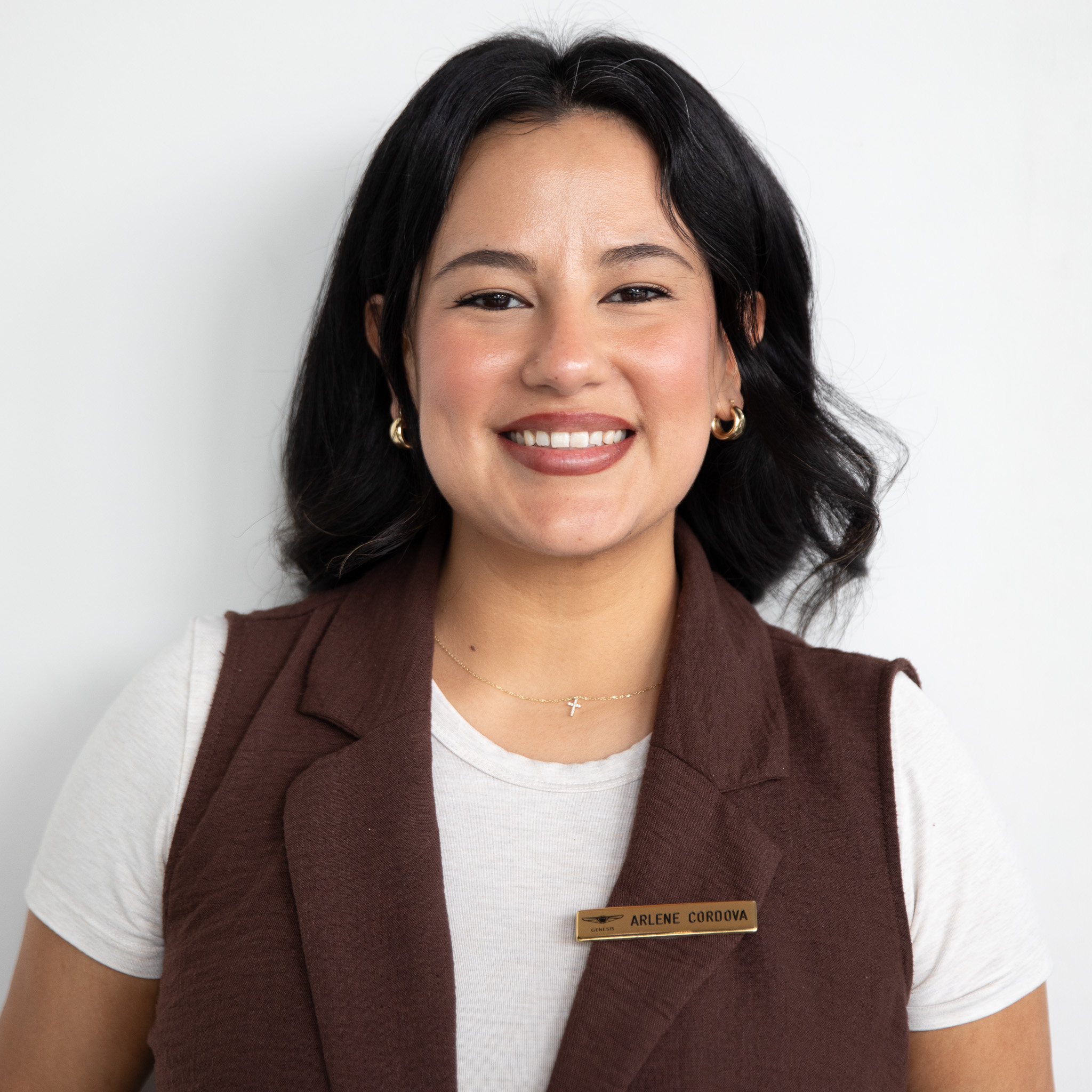 Staff member Arlene Cordova from ID_162c11