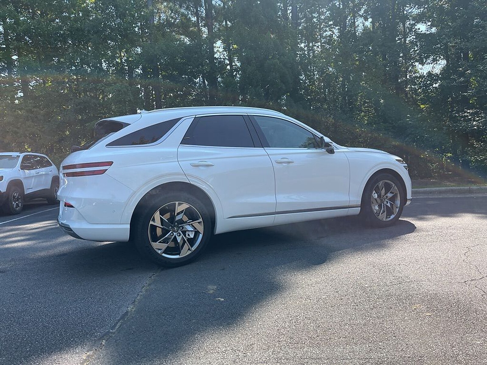 2025 Genesis Electrified GV70 Advanced photo 4