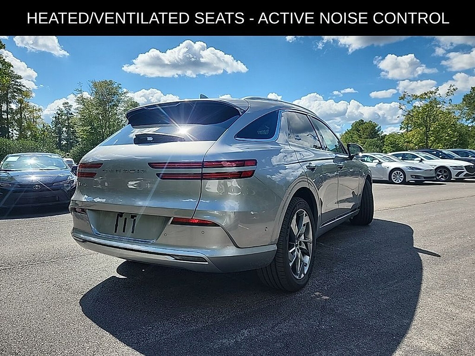 2025 Genesis Electrified GV70 Advanced photo 2