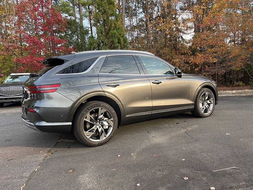 2024 Genesis Electrified GV70 Prestige photo 4