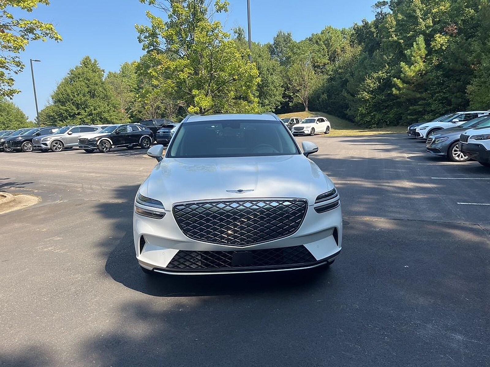 2025 Genesis Electrified GV70 Advanced photo 2