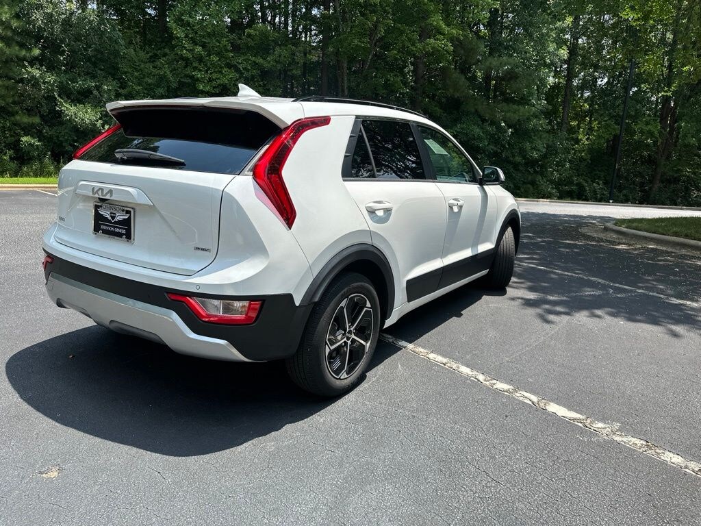 Used 2024 Kia Niro Plug-In Hybrid EX SUV