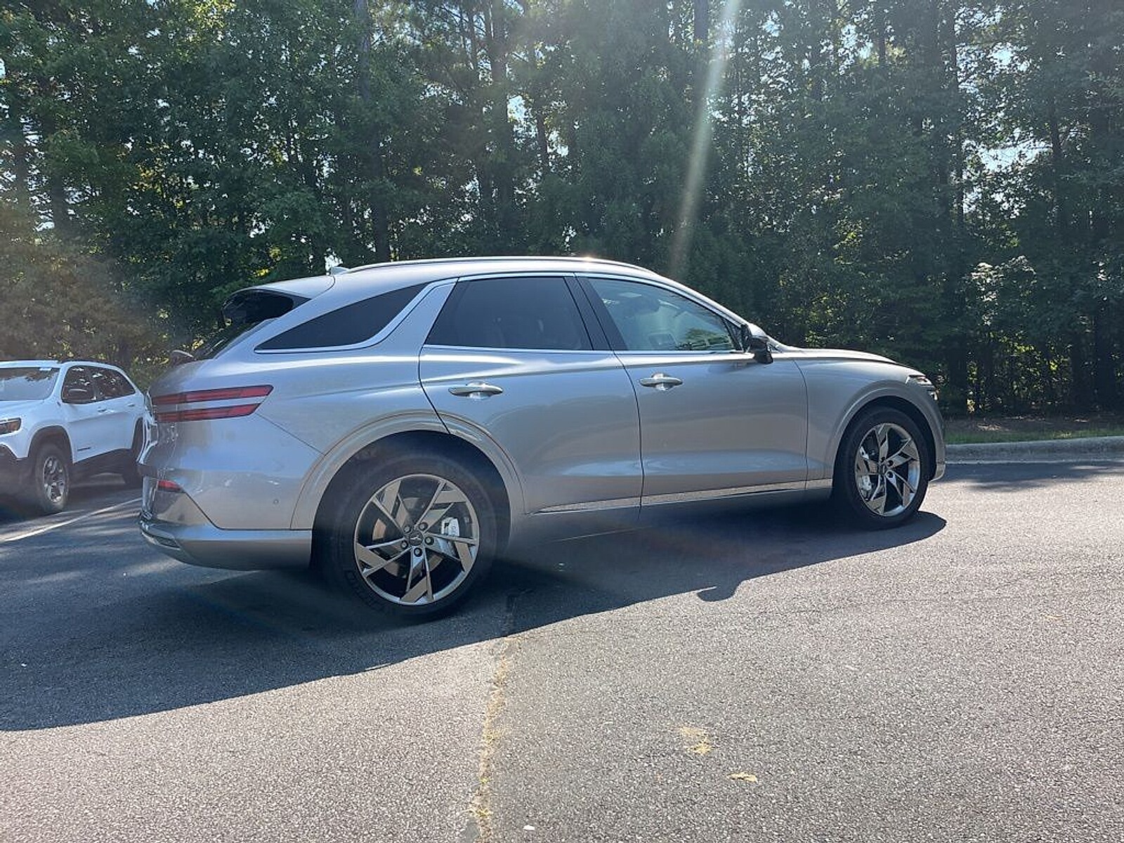 2025 Genesis Electrified GV70 Advanced photo 4