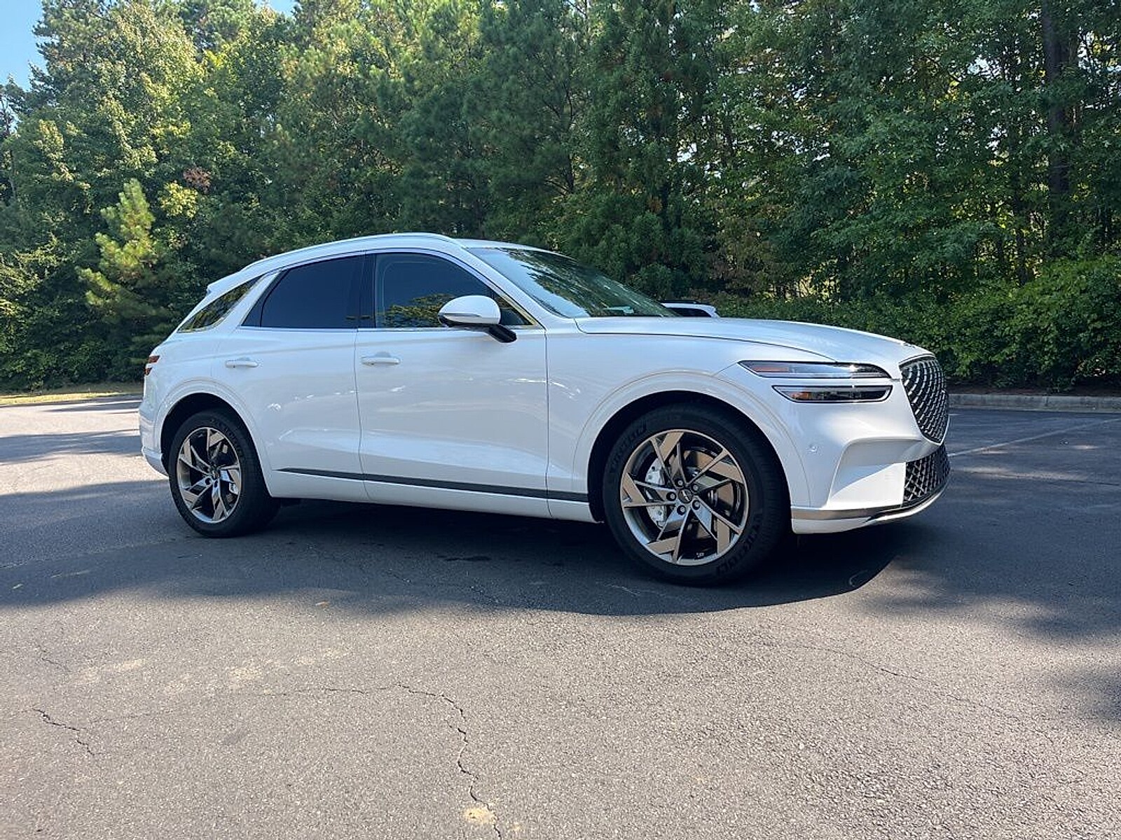 2025 Genesis Electrified GV70 Advanced photo 3