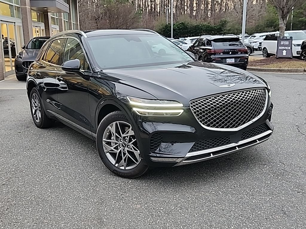 2025 GENESIS GV70 Standard's photo