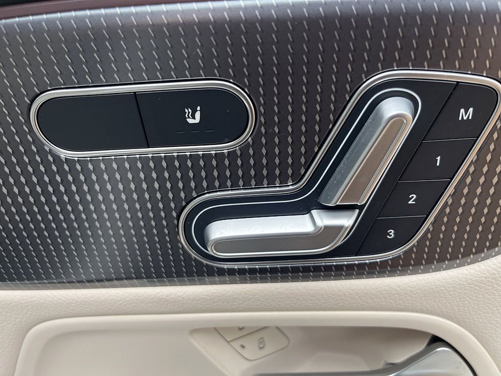 2021 Mercedes Benz GLB 250 4MATIC photo 3