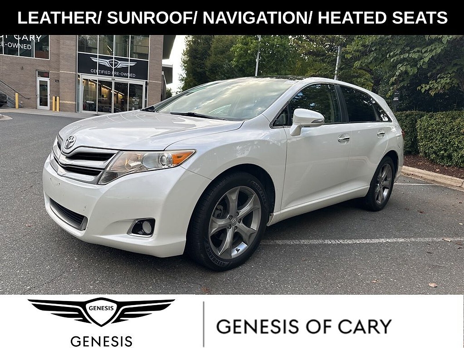 2015 Toyota Venza XLE photo 2