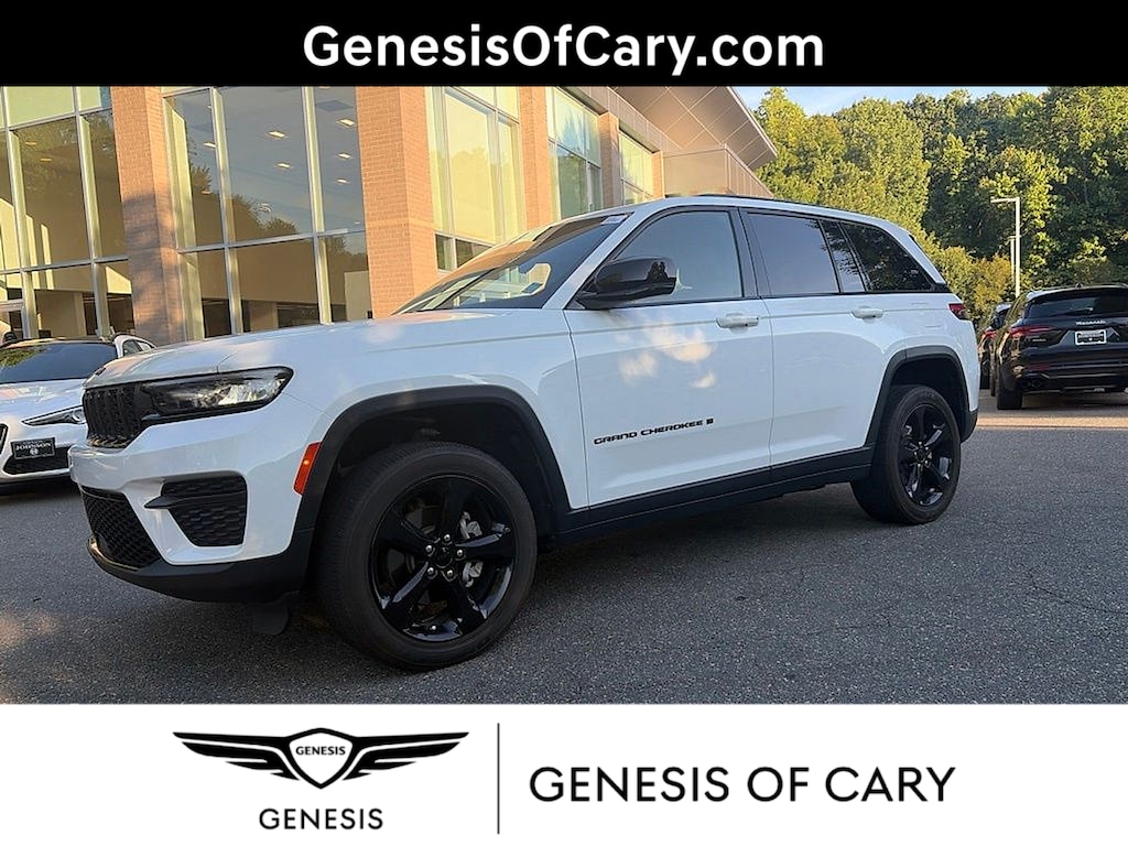 Used 2023 Jeep Grand Cherokee Altitude X SUV