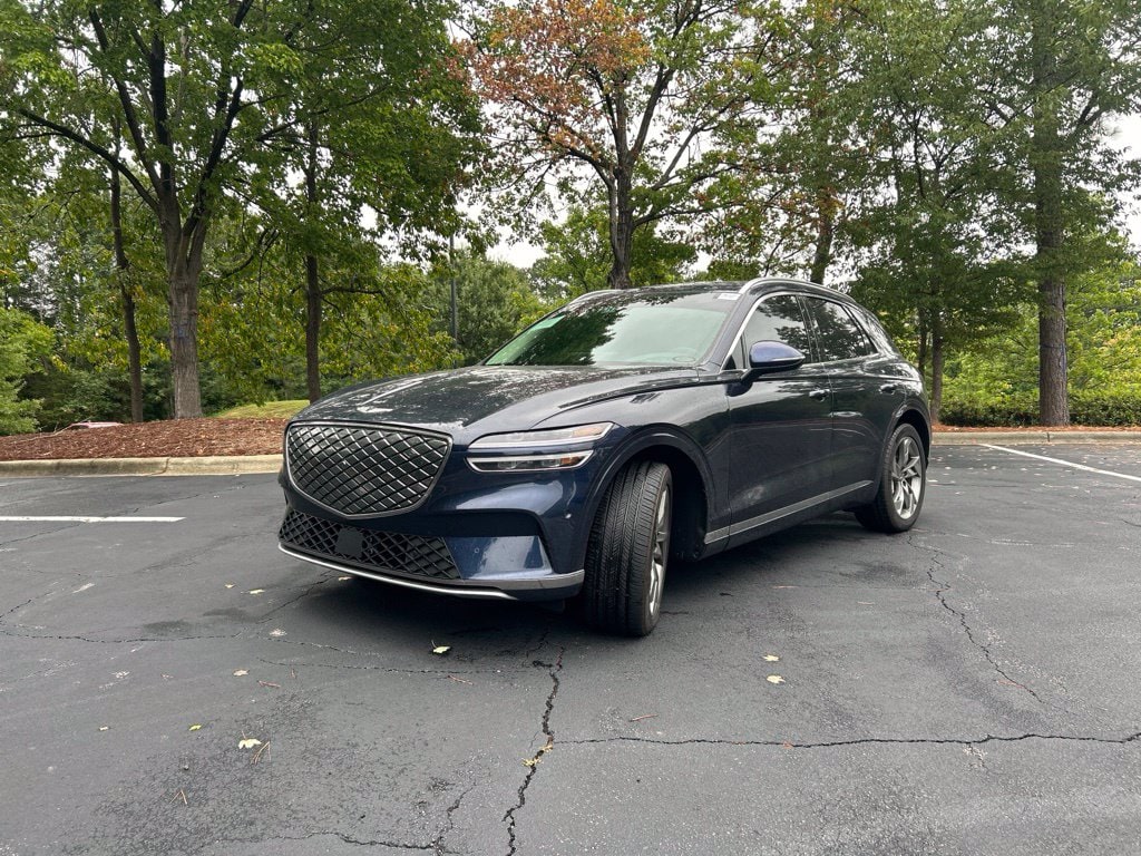 Used 2025 GENESIS GV70 Advanced with VIN 5NMMCET10SH005325 for sale in Cary, NC