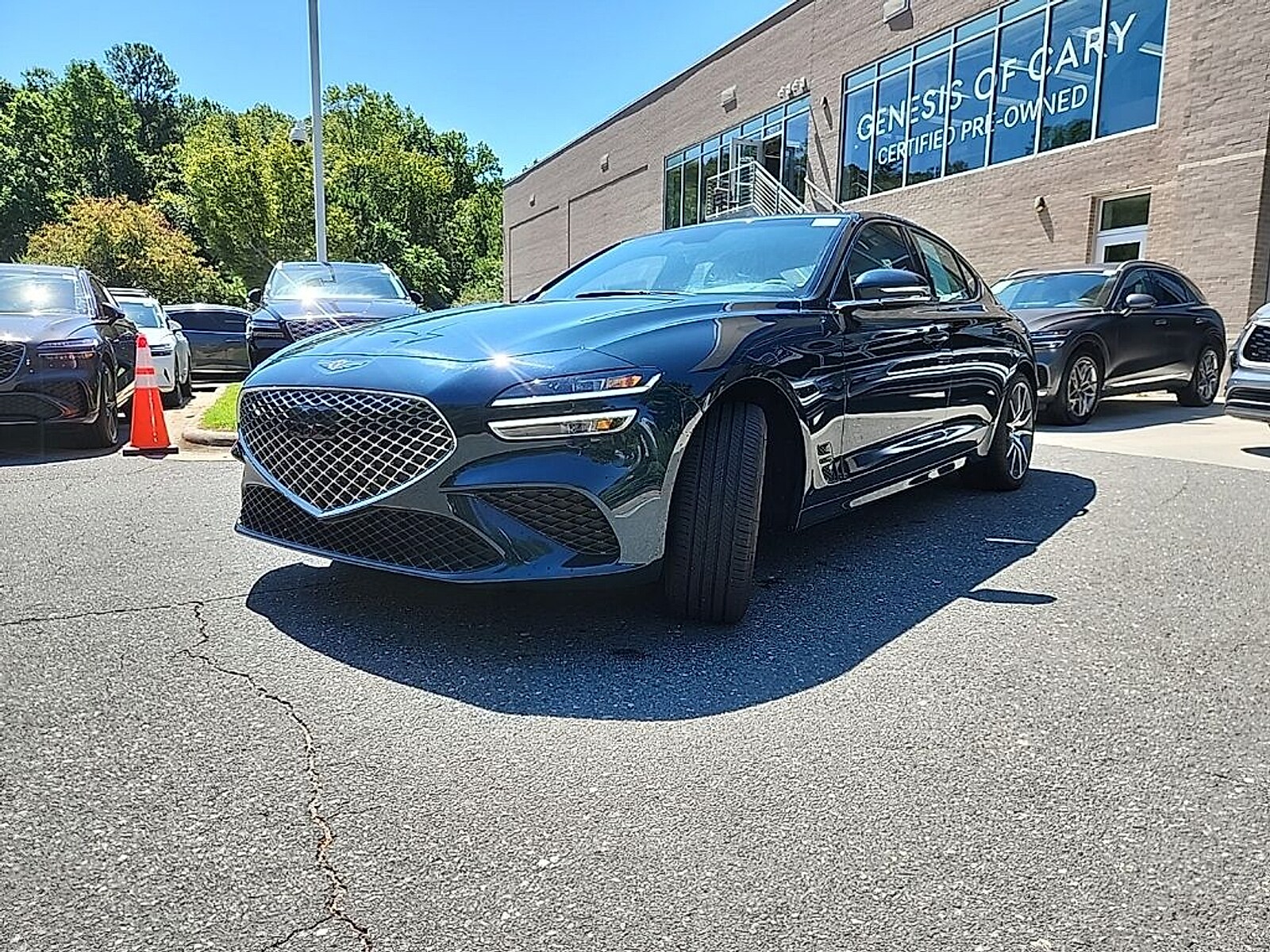 2025 Genesis G70 2.5T photo 4
