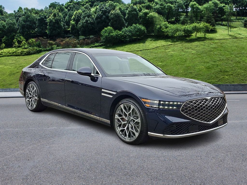 2026 GENESIS G90 Base's photo