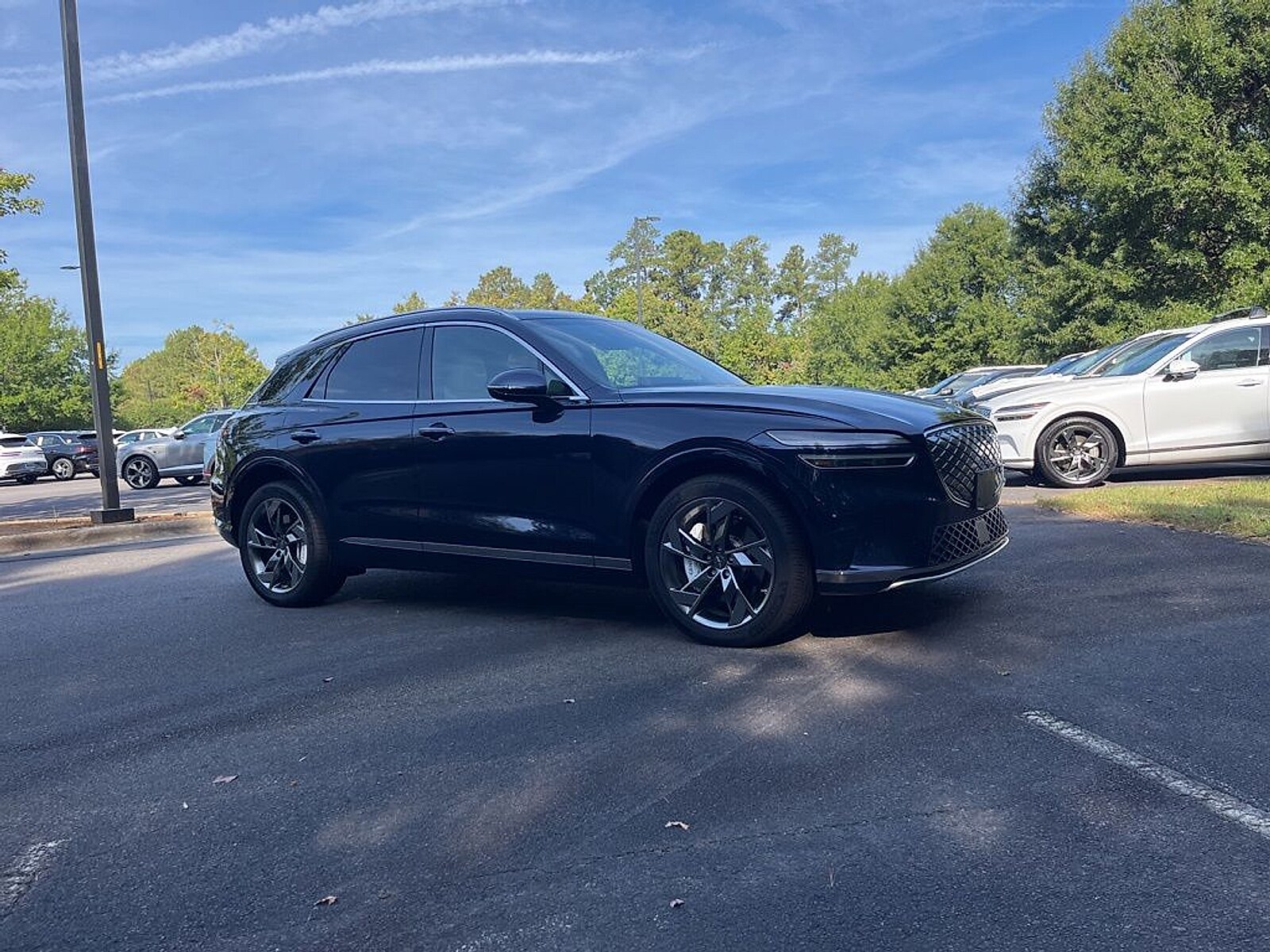 2025 Genesis Electrified GV70 Advanced photo 2