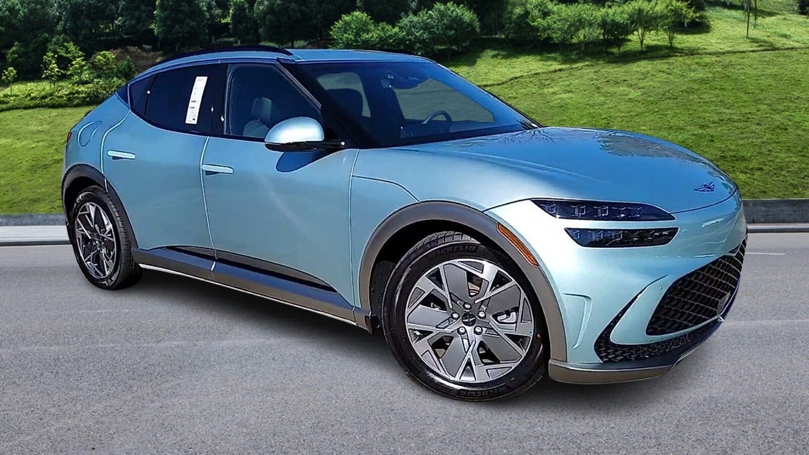 2024 Genesis GV60 RWD photo 2