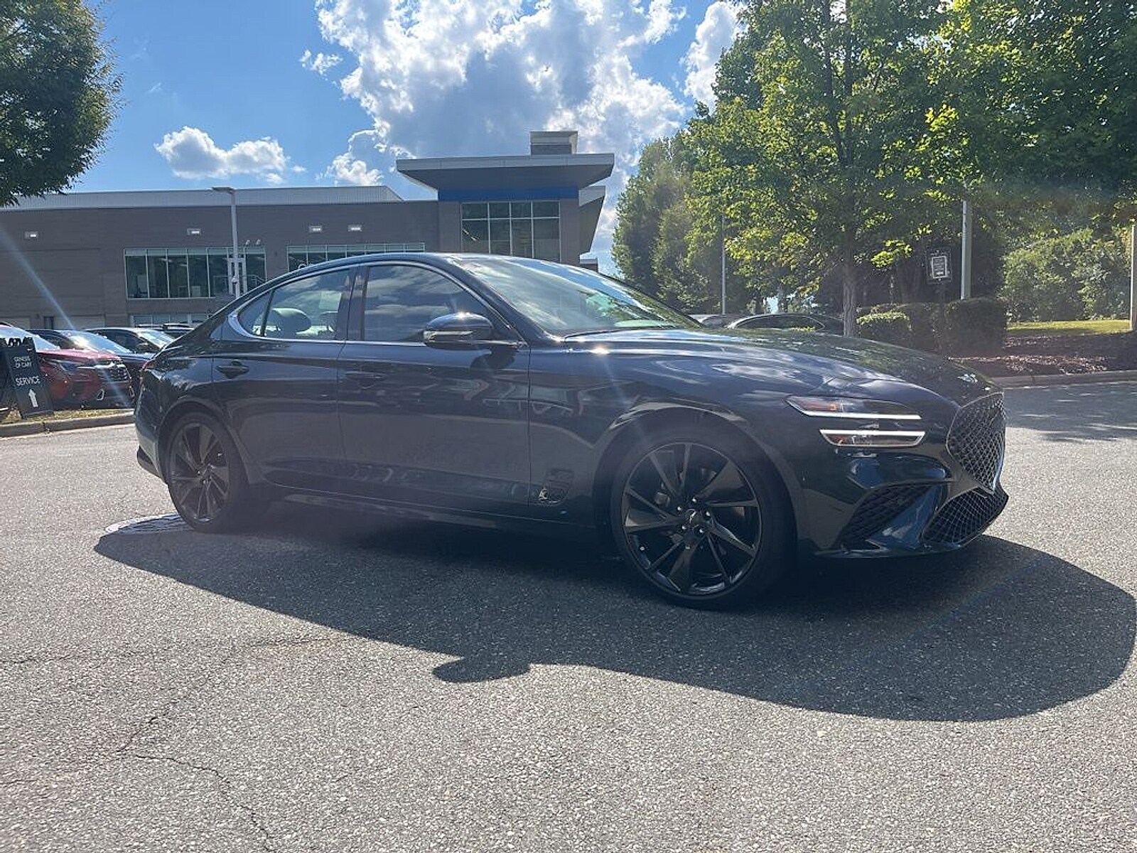 2023 Genesis G70 2.0T Sport Prestige photo 3