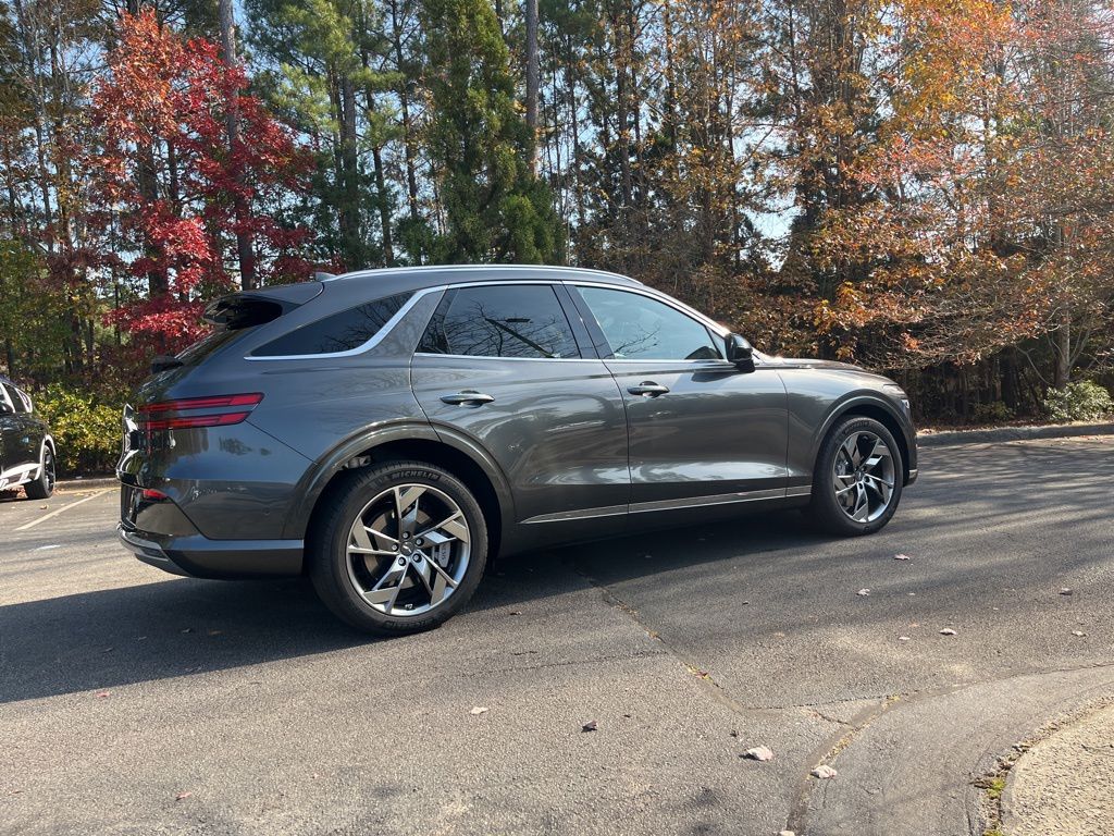 2025 Genesis Electrified GV70 Advanced photo 4