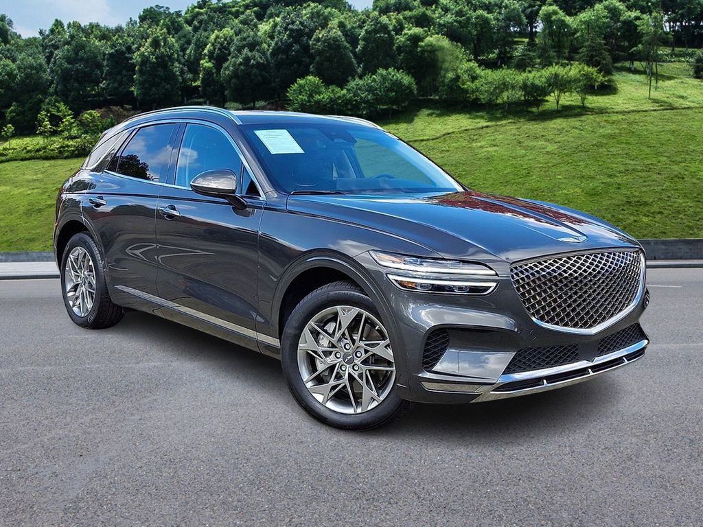 2025 GENESIS GV70 Standard's photo