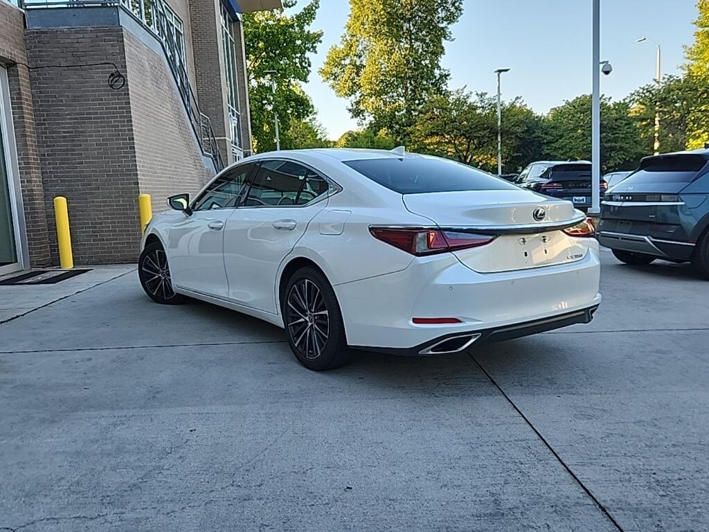 Used 2022 Lexus ES 350 Sedan