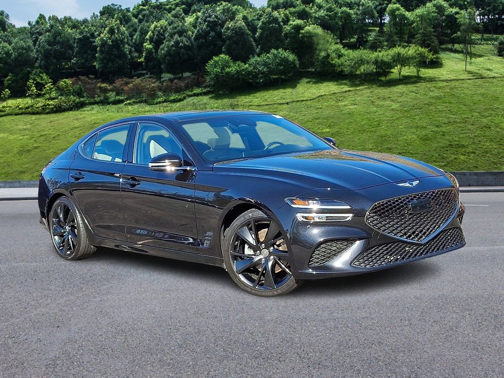 2023 GENESIS G70 Standard's photo