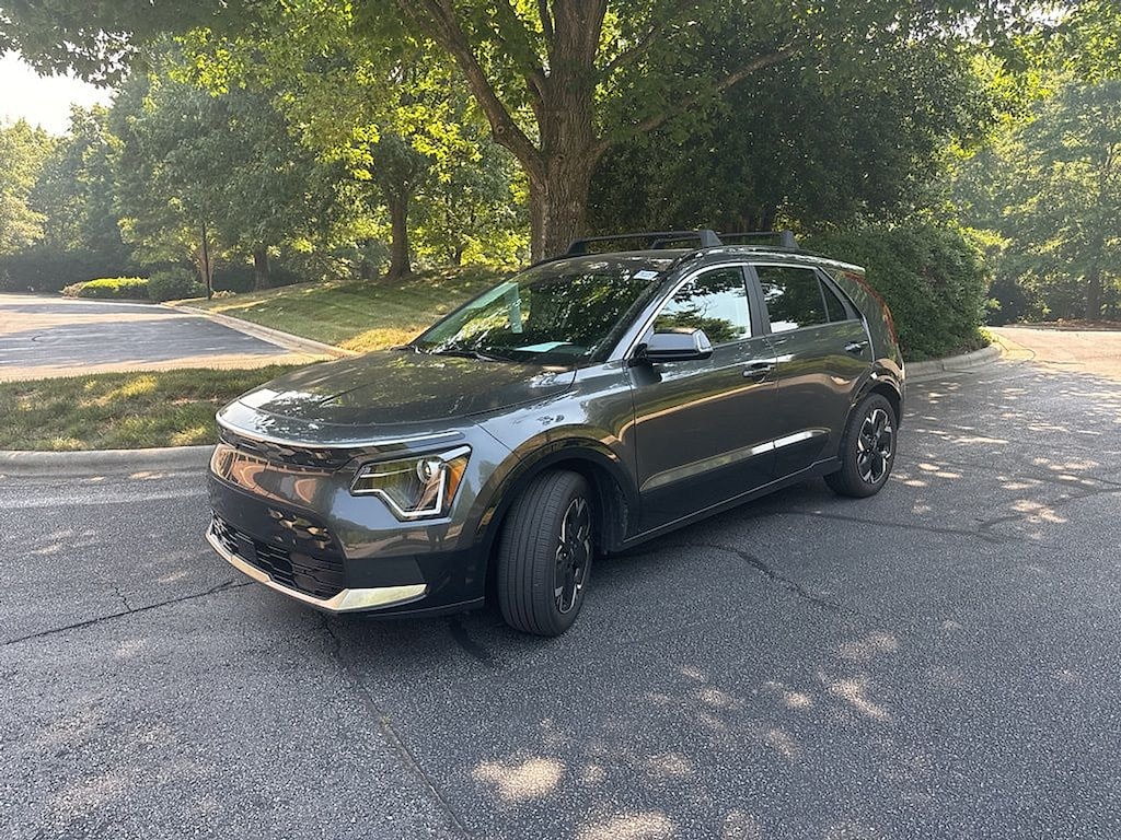 Used 2024 Kia Niro EV Wind SUV
