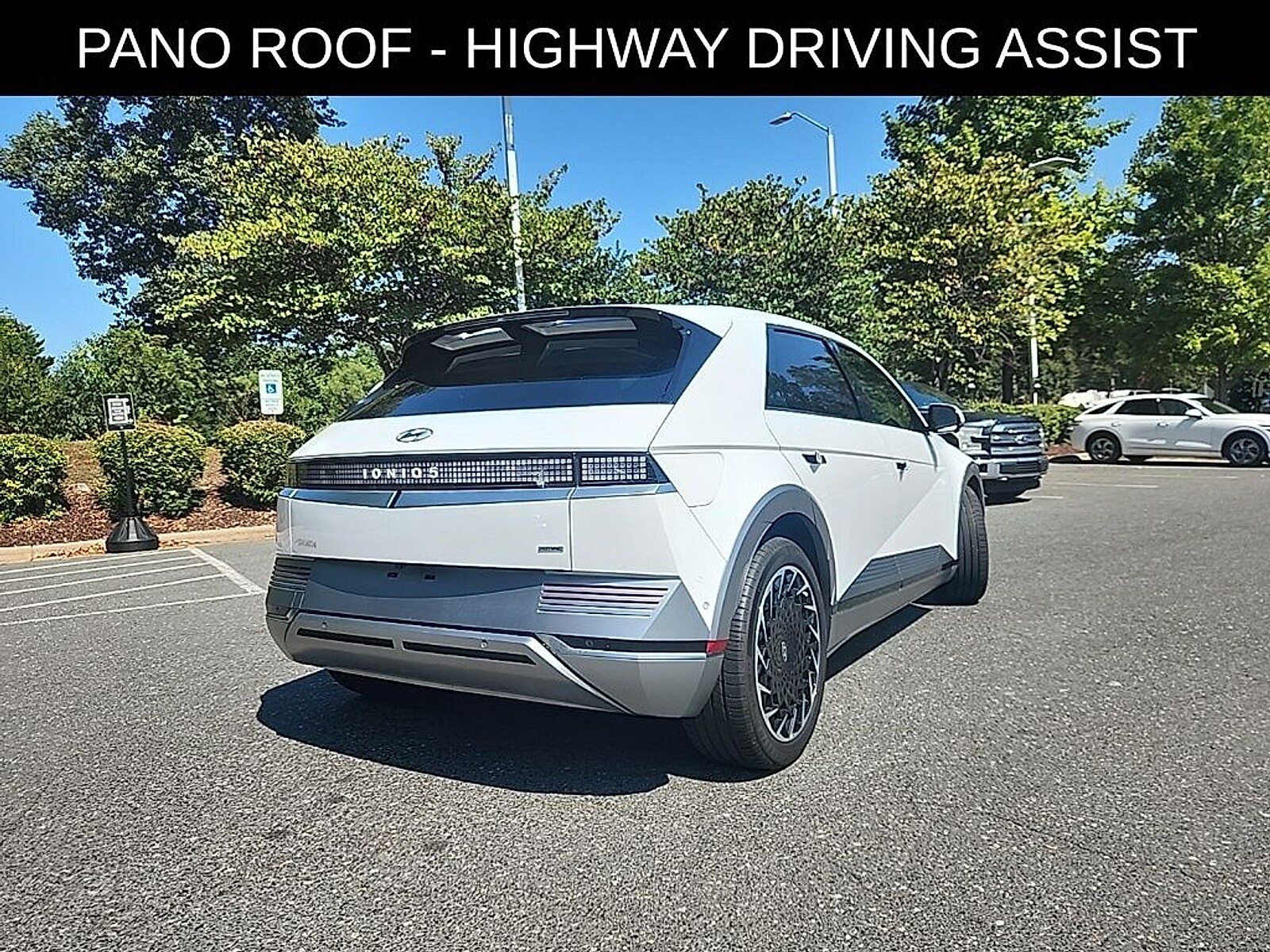 2024 Hyundai Ioniq 5 Limited photo 2