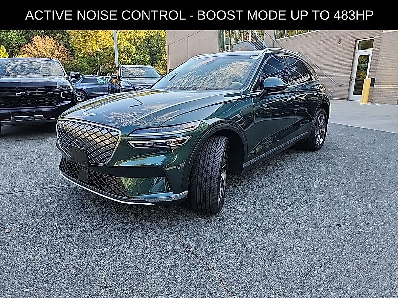 2024 Genesis Electrified GV70 Advanced photo 3