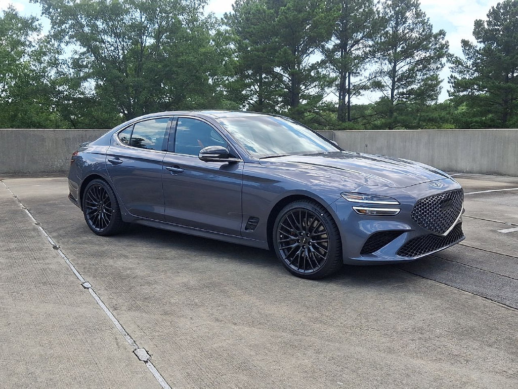  Genesis G70