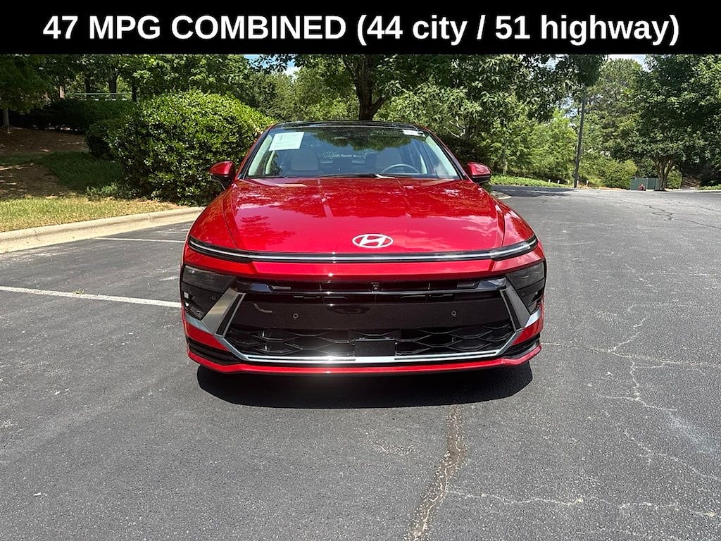Used 2025 Hyundai Sonata Hybrid Limited Sedan